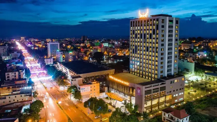 Đặt Phòng Khách Sạn Thống Nhất Buôn Ma Thuột: Giá Ưu Đãi Và Thông Tin Liên Hệ