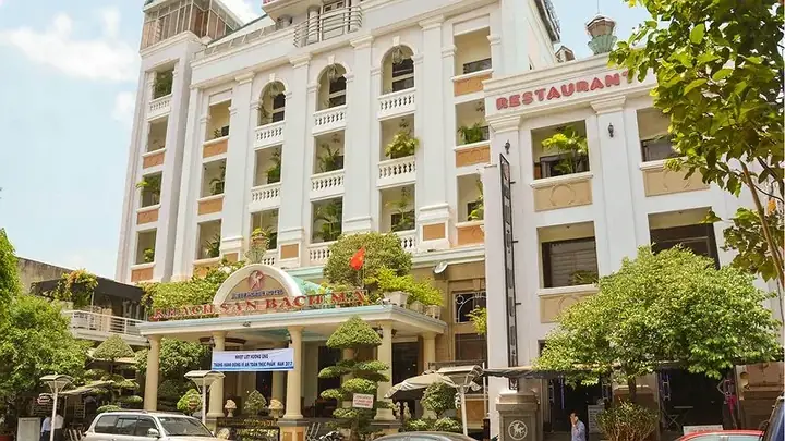 Đặt Phòng Khách Sạn Thống Nhất Buôn Ma Thuột: Giá Ưu Đãi Và Thông Tin Liên Hệ