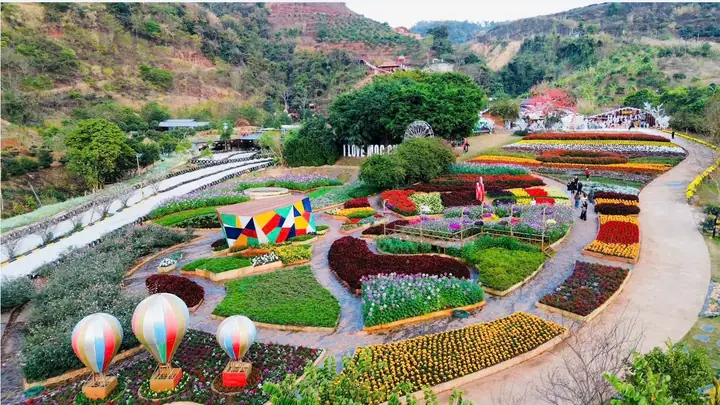 Khám Phá Khu Du Lịch Happy Land Mộc Châu: Vị Trí, Giá Vé Và Kinh Nghiệm Tham Quan