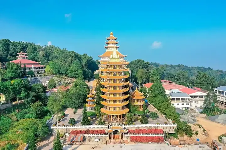 Khám Phá Khu Du Lịch Núi Cấm An Giang: Kinh Nghiệm Và Điểm Tham Quan Chi Tiết