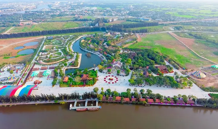 Khám Phá Khu Vui Chơi Happy Land Bến Lức: Thiên Đường Giải Trí Và Văn Hóa Việt Thu Nhỏ Cho Người Yêu Du Lịch Gần Sài Gòn Khám Phá Khu Vui Chơi Happy Land Bến Lức: Thiên Đường Giải Trí Và Văn Hóa Việt Thu Nhỏ Cho Người Yêu Du Lịch Gần Sài Gòn