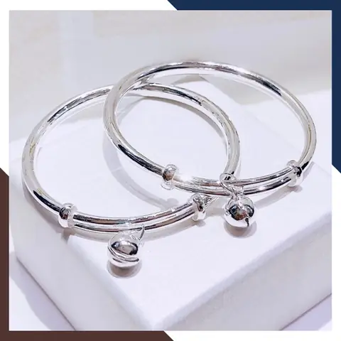 Lắc Chân Bạc Cho Bé: Hướng Dẫn Chọn Mẫu, Chất Liệu Và Nơi Mua Uy Tín