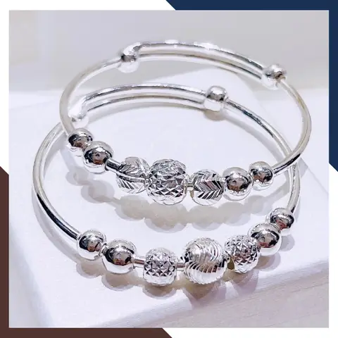 Lắc Chân Bạc Cho Bé: Hướng Dẫn Chọn Mẫu, Chất Liệu Và Nơi Mua Uy Tín