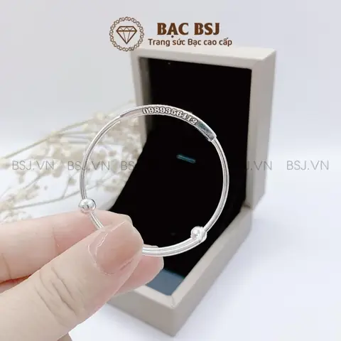 Chọn Mua Lắc Chân Cho Bé Trai Sơ Sinh Loại Nào Tốt Và Những Lưu Ý Cần Biết Chọn Mua Lắc Chân Cho Bé Trai Sơ Sinh Loại Nào Tốt Và Những Lưu Ý Cần Biết