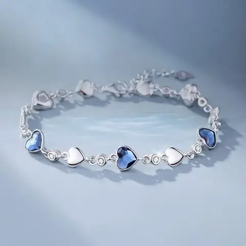Khám Phá Các Mẫu Lắc Tay Bạc Hình Trái Tim Cho Nữ Từ Bạc 925 Khám Phá Các Mẫu Lắc Tay Bạc Hình Trái Tim Cho Nữ Từ Bạc 925