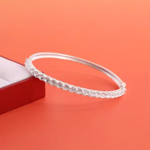 Khám Phá Các Địa Chỉ Mua Lắc Tay Bạc Nữ Uy Tín Tại Đà Nẵng Khám Phá Các Địa Chỉ Mua Lắc Tay Bạc Nữ Uy Tín Tại Đà Nẵng