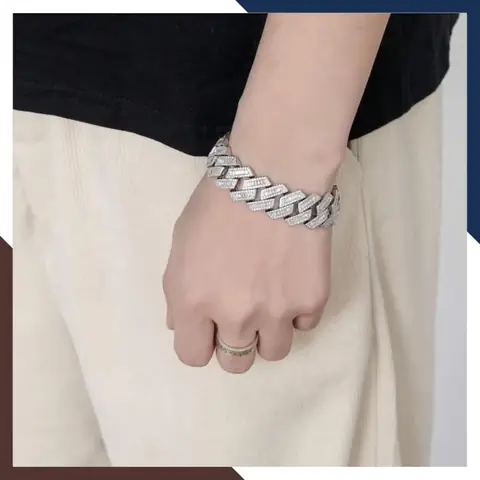 Lắc Tay Nam Bản To: Hướng Dẫn Chọn Mẫu, Chất Liệu Và Nơi Mua Uy Tín Lắc Tay Nam Bản To: Hướng Dẫn Chọn Mẫu, Chất Liệu Và Nơi Mua Uy Tín