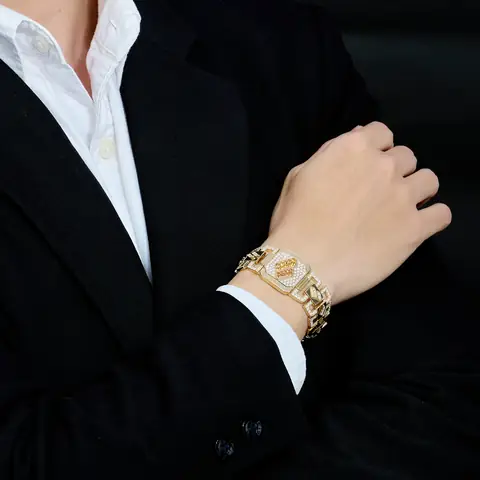 Lựa Chọn Lắc Tay Nam Đá Sapphire: Kiểu Dáng, Chất Liệu Và Hướng Dẫn Mua Sắm