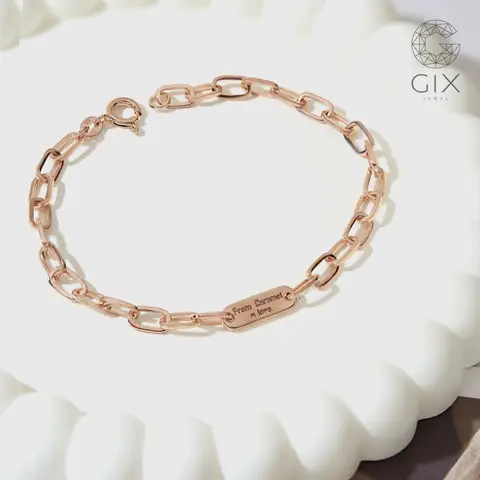 Lắc Tay Nữ Xích Vuông: Kiểu Dáng, Chất Liệu Và Cách Chọn Mua Đúng