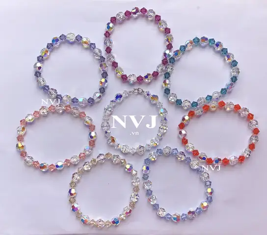 Khám Phá Lắc Tay Pha Lê Cao Cấp: Các Mẫu Swarovski Tinh Tế Cho Phái Nữ Khám Phá Lắc Tay Pha Lê Cao Cấp: Các Mẫu Swarovski Tinh Tế Cho Phái Nữ