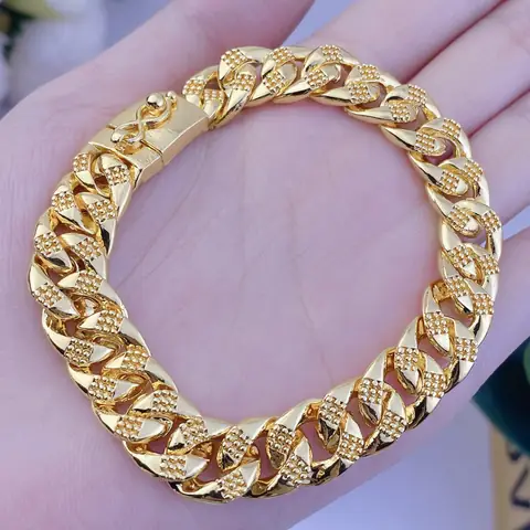 Khám Phá Các Mẫu Lắc Tay Vàng 18k 5 Chỉ Cho Nam Nữ Và Bảng Giá Mới Nhất Khám Phá Các Mẫu Lắc Tay Vàng 18k 5 Chỉ Cho Nam Nữ Và Bảng Giá Mới Nhất