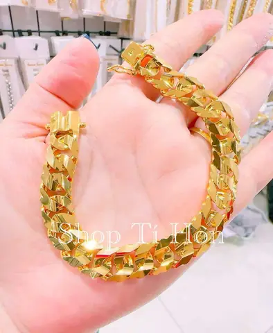 Khám Phá Các Mẫu Lắc Tay Vàng 18k 5 Chỉ Cho Nam Nữ Và Bảng Giá Mới Nhất Khám Phá Các Mẫu Lắc Tay Vàng 18k 5 Chỉ Cho Nam Nữ Và Bảng Giá Mới Nhất