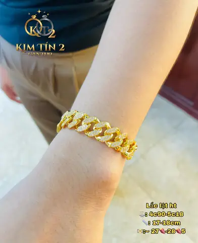 Khám Phá Lắc Tay Vàng 9999 5 Chỉ (vàng 24k) Cho Nam Nữ: Mẫu Mã, Giá Bán Và Nơi Mua Uy Tín Khám Phá Lắc Tay Vàng 9999 5 Chỉ (vàng 24k) Cho Nam Nữ: Mẫu Mã, Giá Bán Và Nơi Mua Uy Tín