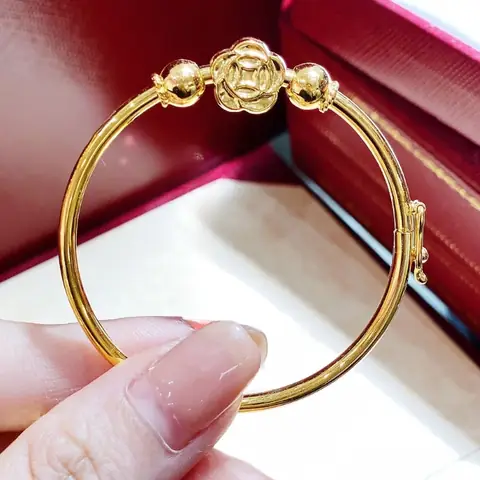 Gợi Ý Chọn Lắc Tay Vàng Tây Cho Bé Gái An Toàn Và Đẹp Gợi Ý Chọn Lắc Tay Vàng Tây Cho Bé Gái An Toàn Và Đẹp