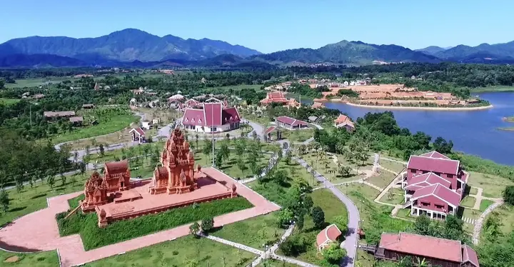 Kinh Nghiệm Tham Quan Làng Văn Hóa Các Dân Tộc Việt Nam Đồng Mô: Cẩm Nang Cho Du Khách Khám Phá Ngôi Nhà Chung 54 Dân Tộc Kinh Nghiệm Tham Quan Làng Văn Hóa Các Dân Tộc Việt Nam Đồng Mô: Cẩm Nang Cho Du Khách Khám Phá Ngôi Nhà Chung 54 Dân Tộc