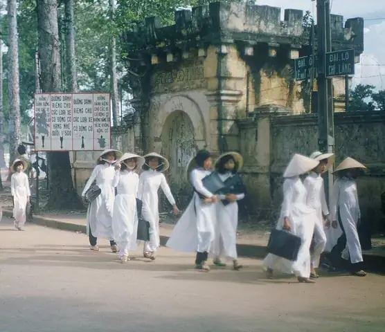 Tìm Hiểu Lịch Sử Hình Thành Sài Gòn Gia Định Từ Vùng Đất Hoang Sơ Đến Đô Thị Hơn 300 Năm Tìm Hiểu Lịch Sử Hình Thành Sài Gòn Gia Định Từ Vùng Đất Hoang Sơ Đến Đô Thị Hơn 300 Năm