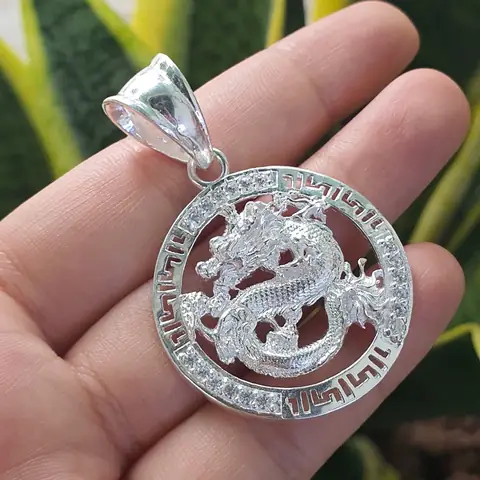 Khám Phá Và Chọn Mua Mặt Dây Chuyền Bạc Nam Hình Rồng Phong Cách Nam Tính Khám Phá Và Chọn Mua Mặt Dây Chuyền Bạc Nam Hình Rồng Phong Cách Nam Tính
