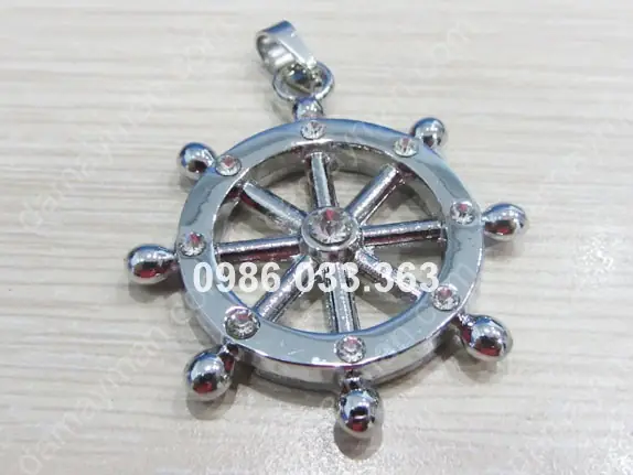 Tìm Hiểu Mặt Dây Chuyền Bánh Xe Pháp Luân: Ý Nghĩa, Chất Liệu Và Nơi Mua Cho Người Yêu Trang Sức Phong Thủy