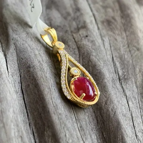 Tổng Hợp Các Mẫu Mặt Dây Chuyền Đá Quý Nữ Và Tư Vấn Chọn Mua Tổng Hợp Các Mẫu Mặt Dây Chuyền Đá Quý Nữ Và Tư Vấn Chọn Mua