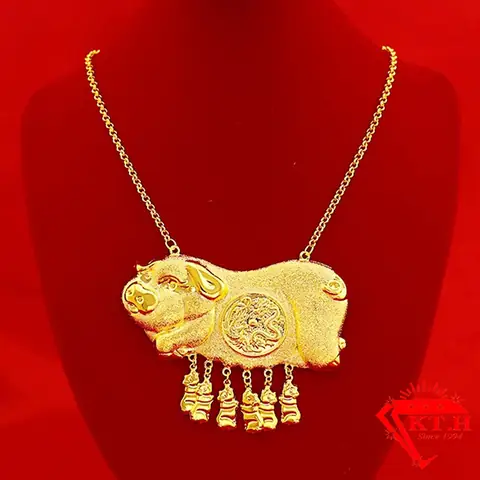 Mặt Dây Chuyền Heo Vàng Là Gì? Các Mẫu, Chất Liệu Và Cách Chọn Mua Phù Hợp