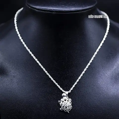 Tổng Hợp Mặt Dây Chuyền Hình Con Rùa: Chất Liệu, Giá Bán Và Cách Chọn Cho Người Yêu Trang Sức
