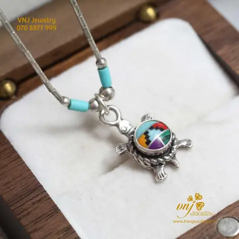 Tổng Hợp Mặt Dây Chuyền Hình Con Rùa: Chất Liệu, Giá Bán Và Cách Chọn Cho Người Yêu Trang Sức