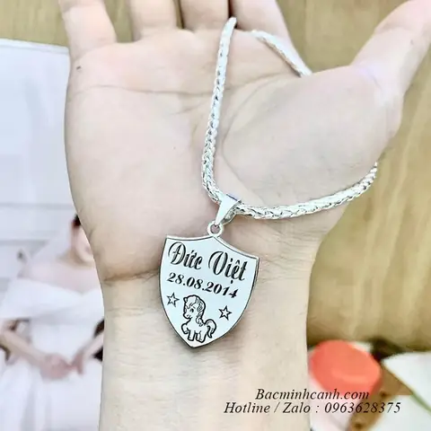 Gợi Ý Chọn Mặt Dây Chuyền Khắc Tên Cho Bé Chất Liệu Bạc Theo Yêu Cầu