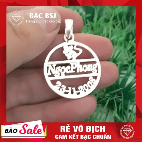Gợi Ý Chọn Mặt Dây Chuyền Khắc Tên Cho Bé Chất Liệu Bạc Theo Yêu Cầu