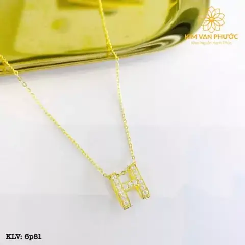 Gợi Ý Chọn Mua Mặt Dây Chuyền Vàng Hình Chữ H Cho Người Muốn Làm Quà Tặng