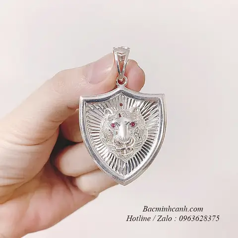 Mua Mặt Dây Chuyền Vàng Hình Con Hổ Loại Nào Tốt Và Giá Bao Nhiêu? Mua Mặt Dây Chuyền Vàng Hình Con Hổ Loại Nào Tốt Và Giá Bao Nhiêu?