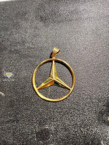 Khám Phá Mặt Dây Chuyền Vàng Nam Mercedes: Các Mẫu, Giá Và Địa Chỉ Mua Cho Quý Ông Khám Phá Mặt Dây Chuyền Vàng Nam Mercedes: Các Mẫu, Giá Và Địa Chỉ Mua Cho Quý Ông