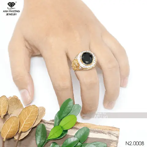 Tổng Hợp Mẫu Nhẫn Nam Mặt Đá Đẹp, Sang Trọng Nhất 2026: Ruby, Sapphire, Vàng Tây Tổng Hợp Mẫu Nhẫn Nam Mặt Đá Đẹp, Sang Trọng Nhất 2026: Ruby, Sapphire, Vàng Tây