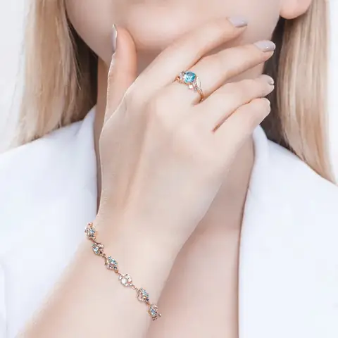 Cách Đeo Nhẫn Phong Thủy Cho Mệnh Thủy: Ngón Nào, Màu Sắc Và Loại Nhẫn Phù Hợp Cách Đeo Nhẫn Phong Thủy Cho Mệnh Thủy: Ngón Nào, Màu Sắc Và Loại Nhẫn Phù Hợp