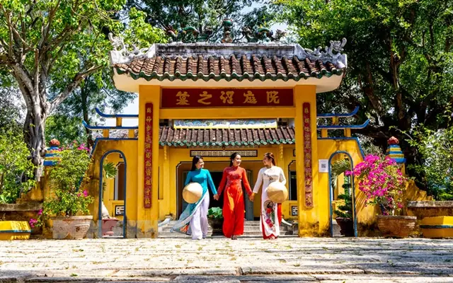 Làng Quê Bến Tre: Địa Chỉ Chính Xác Của Lăng Mộ Nguyễn Đình Chiểu Và Cách Đến Làng Quê Bến Tre: Địa Chỉ Chính Xác Của Lăng Mộ Nguyễn Đình Chiểu Và Cách Đến