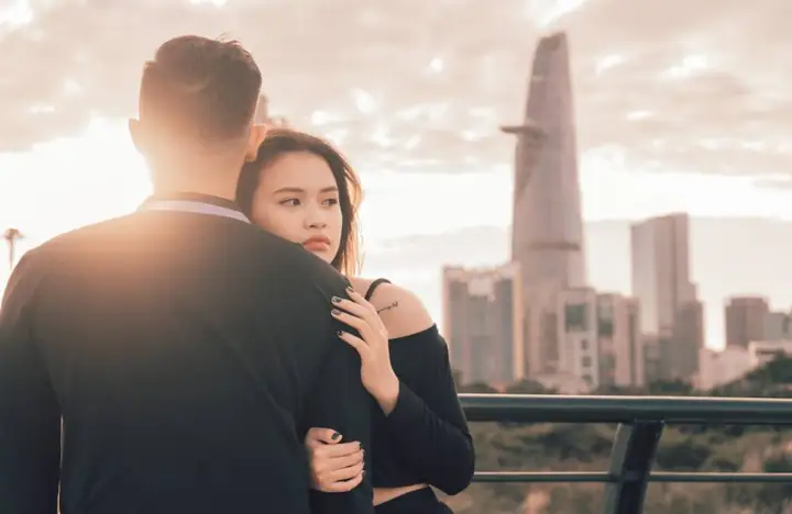 Giải Mã Giấc Mơ Hẹn Hò Với Người Lạ: Ý Nghĩa, Nguyên Nhân Và Cách Đối Phó Giải Mã Giấc Mơ Hẹn Hò Với Người Lạ: Ý Nghĩa, Nguyên Nhân Và Cách Đối Phó