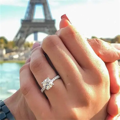 Giải Mã Giấc Mơ Thấy Mình Đeo Nhẫn Kim Cương: Điềm Báo Gì Và Đánh Con Gì? Giải Mã Giấc Mơ Thấy Mình Đeo Nhẫn Kim Cương: Điềm Báo Gì Và Đánh Con Gì?