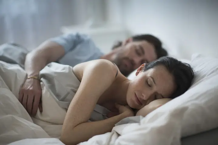 Giải Mã Ý Nghĩa Mơ Thấy Mình Nói Dối: Điềm Báo Tâm Linh & Giải Thích Tâm Lý Học
