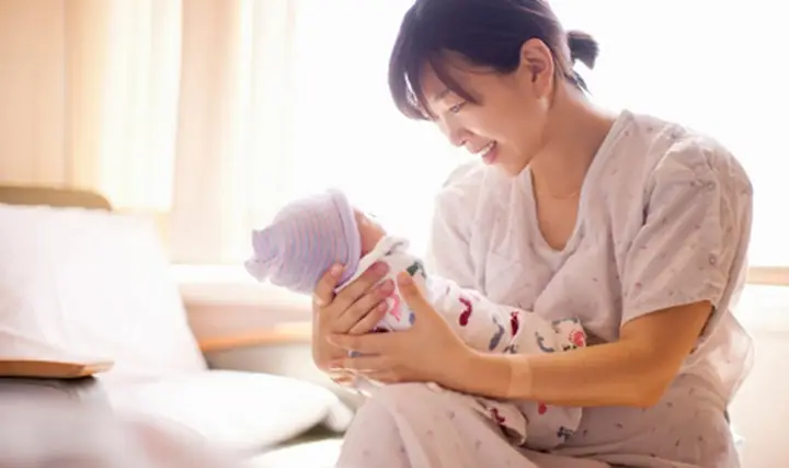 Mơ Thấy Người Khác Sinh Con Gái: Ý Nghĩa, Điềm Báo Và Con Số May Mắn Mơ Thấy Người Khác Sinh Con Gái: Ý Nghĩa, Điềm Báo Và Con Số May Mắn