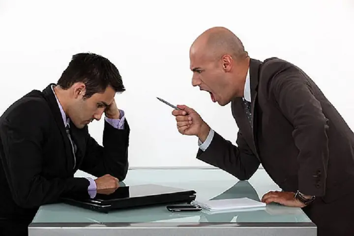 Giải Mã Giấc Mơ Thấy Sếp Nói Chuyện Với Mình: Ý Nghĩa, Dự Báo Và Cách Đối Phó Giải Mã Giấc Mơ Thấy Sếp Nói Chuyện Với Mình: Ý Nghĩa, Dự Báo Và Cách Đối Phó