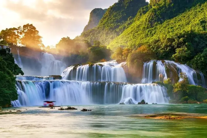 Mơ Thấy Thác Nước Đánh Con Gì? Ý Nghĩa Giấc Mơ Và Các Con Số Đề Xuất Ngay Hôm Nay Mơ Thấy Thác Nước Đánh Con Gì? Ý Nghĩa Giấc Mơ Và Các Con Số Đề Xuất Ngay Hôm Nay