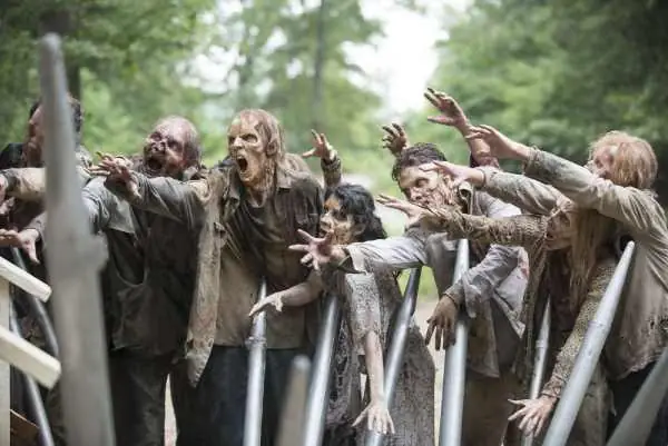 Giải Mã Giấc Mơ Thấy Zombie Là Điềm Gì: Ý Nghĩa Tâm Lý, Kịch Bản Phổ Biến Và Con Số Liên Quan
