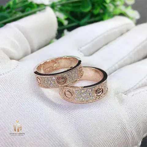 Mua Nhẫn Cartier Chính Hãng: Giá Tham Khảo, Địa Chỉ Uy Tín & Cách Kiểm Tra Độ Xác Thực Mua Nhẫn Cartier Chính Hãng: Giá Tham Khảo, Địa Chỉ Uy Tín & Cách Kiểm Tra Độ Xác Thực