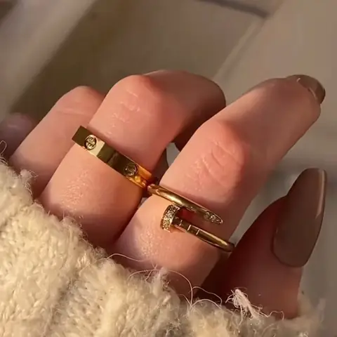 Mua Nhẫn Cartier Chính Hãng: Giá Tham Khảo, Địa Chỉ Uy Tín & Cách Kiểm Tra Độ Xác Thực Mua Nhẫn Cartier Chính Hãng: Giá Tham Khảo, Địa Chỉ Uy Tín & Cách Kiểm Tra Độ Xác Thực