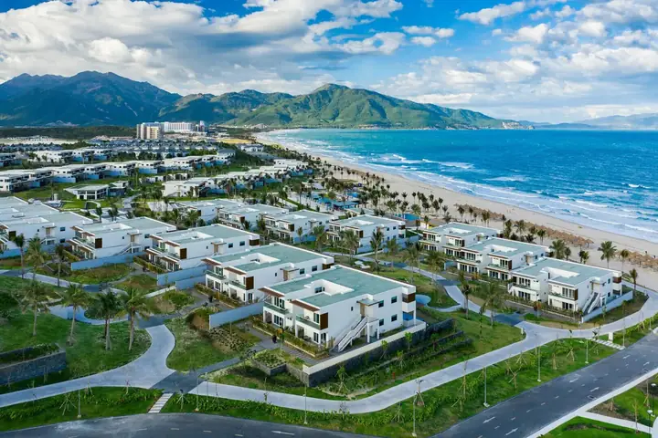 Tuyển Dụng Tại Nam Hùng Resort Cam Ranh 2026: Vị Trí, Yêu Cầu Và Cách Nộp Hồ Sơ Tuyển Dụng Tại Nam Hùng Resort Cam Ranh 2026: Vị Trí, Yêu Cầu Và Cách Nộp Hồ Sơ