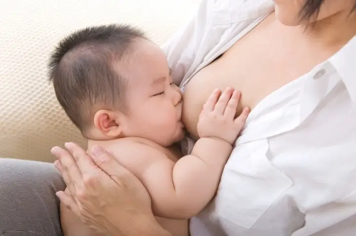 Nằm Mơ Thấy Cho Đàn Ông Bú: Ý Nghĩa, Diễn Giải Và Những Điều Cần Biết