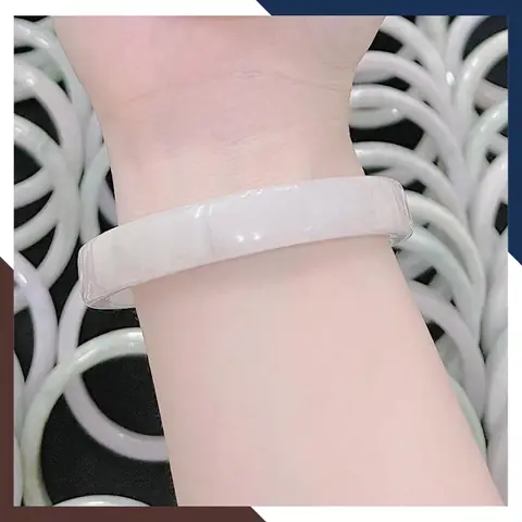 Giải Mã Giấc Mơ Thấy Mình Đeo Vòng Cẩm Thạch: Ý Nghĩa, Dự Đoán Và Con Số May Mắn Giải Mã Giấc Mơ Thấy Mình Đeo Vòng Cẩm Thạch: Ý Nghĩa, Dự Đoán Và Con Số May Mắn