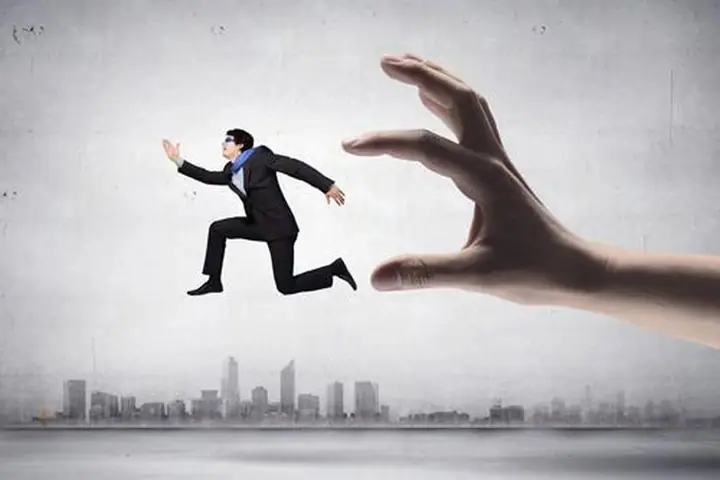Giải Mã Giấc Mơ Chạy Rất Nhanh: Ý Nghĩa, Con Số May Mắn Và Cách Hiểu Sâu Sắc