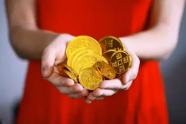 Giải Mã Giấc Mơ Thấy Người Mặc Áo Đỏ: Ý Nghĩa, Điềm Báo Và Cách Hiểu Cho Người Mơ Giải Mã Giấc Mơ Thấy Người Mặc Áo Đỏ: Ý Nghĩa, Điềm Báo Và Cách Hiểu Cho Người Mơ