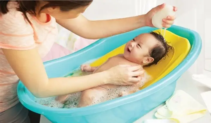 Giải Mã Giấc Mơ Thấy Mình Tắm Cho Trẻ Con: Ý Nghĩa, Dự Báo Và Lời Khuyên Thực Tiễn