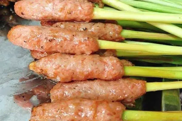Nem Nướng Nha Trang Nguyễn Văn Huyền: Địa Chỉ, Thực Đơn, Giờ Mở Cửa & Mẹo Thưởng Thức